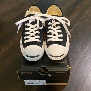 Converse black and white. BRAND NEW, NEVER WORN!! Womens size 7